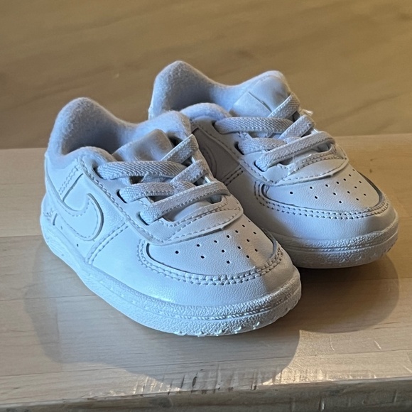 Nike Air Force 1s - Picture 1 of 3